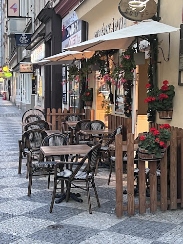 Polévkárna paní Mančo - Gastronomie a pohostinství