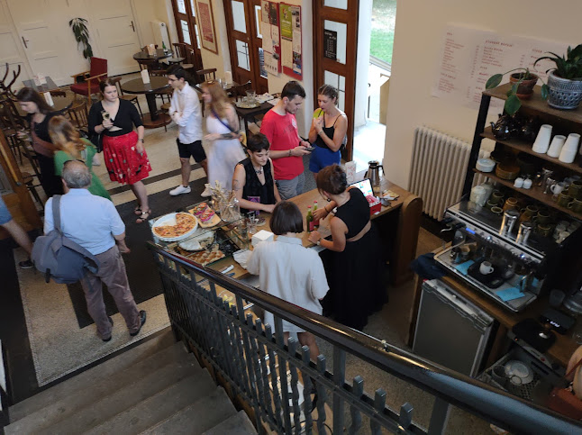 Opinii despre Kavárna Na Věky în Praha 5 - Gastronomie a pohostinství