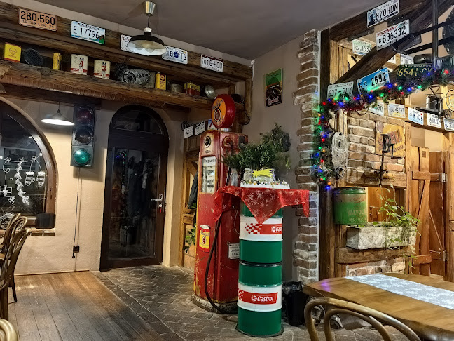 Opinii despre Restaurace Car Club în Vrchlabí - Gastronomie a pohostinství