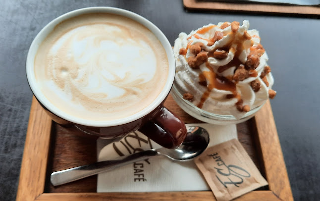 Comentarii opinii despre Es Café