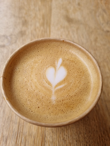 Opinii despre Café Tout va bien în Vinohrady - Gastronomie a pohostinství