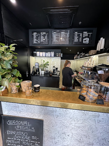 Coffee Cube Black - Můstek