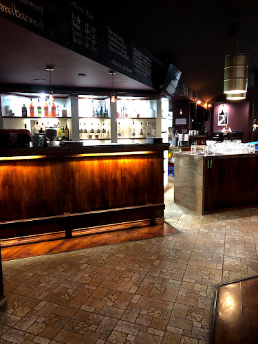 Barrel bar - Gastronomie a pohostinství