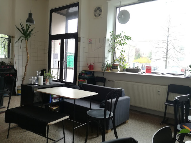 Komunitní centrum a kavárna Malý Eden