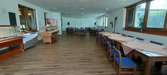 Opinii despre Restaurant-Club U Dvou ocásků în Ústí nad Labem - Gastronomie a pohostinství