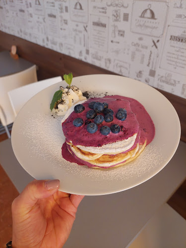 Opinii despre Mlíčák Lanškroun în Lanškroun - Gastronomie a pohostinství