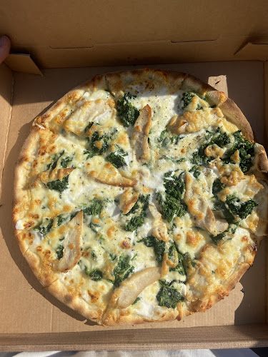 Opinii despre Pizzerie u Nuhiho în Děčín - Gastronomie a pohostinství