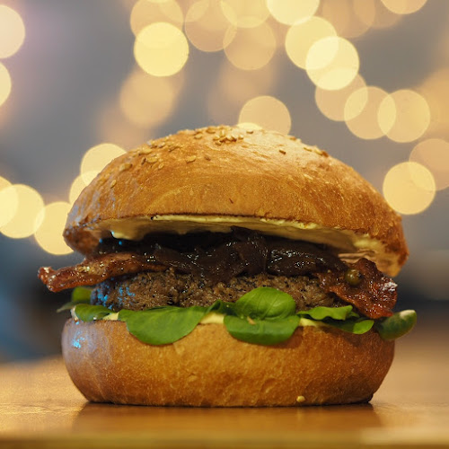 Opinii despre Drive Burgers în Rumburk 1 - Gastronomie a pohostinství