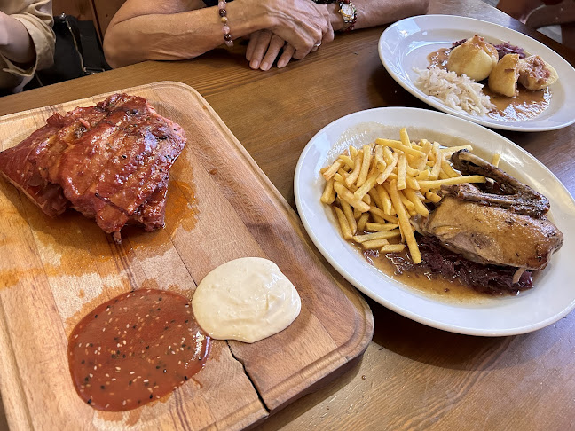 Opinii despre Malostranská pivnice în Malá Strana - Gastronomie a pohostinství