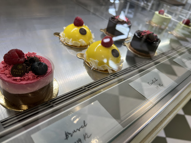 Sokolovská 222/39, 186 00 Praha 8-Karlín