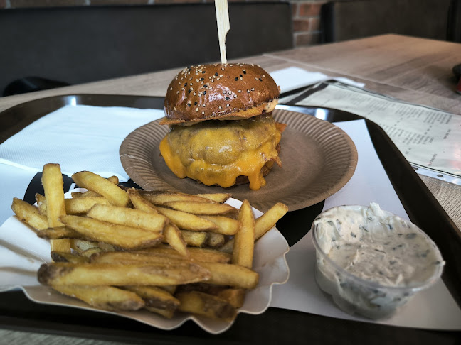 Opinii despre Burger's Teplice în Teplice - Gastronomie a pohostinství