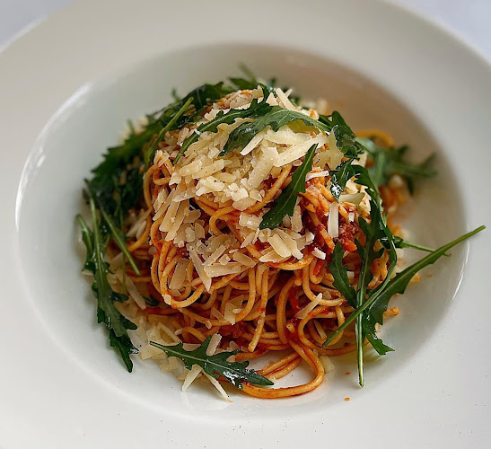 Opinii despre prostē Restaurace în Zlín - Gastronomie a pohostinství