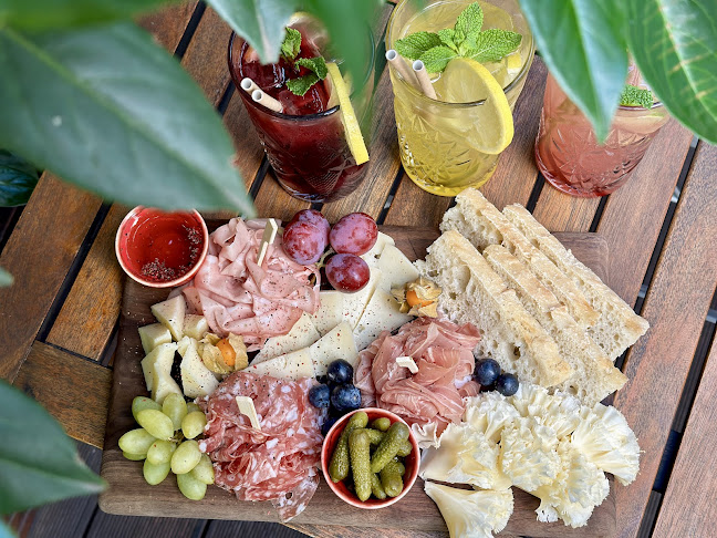 Cafe Mosaic - Gastronomie a pohostinství