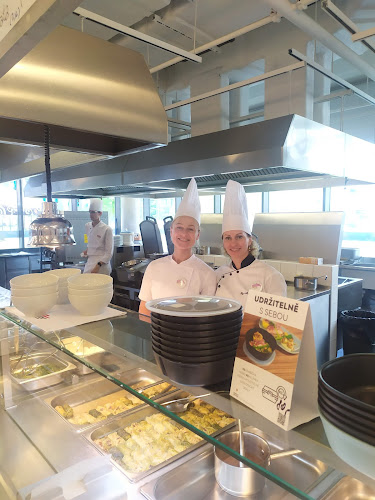 Opinii despre Dynamica Waltrovka în Praha 5 - Gastronomie a pohostinství