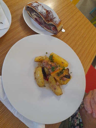 Opinii despre Bistro Jako Doma în Valašské Meziříčí - Gastronomie a pohostinství