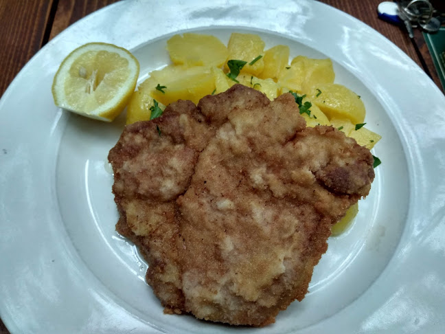 Opinii despre Restaurace U Kašpárka în Strašnice - Gastronomie a pohostinství