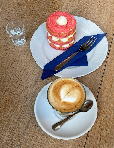 Opinii despre Café Záhorský în Praha - Gastronomie a pohostinství