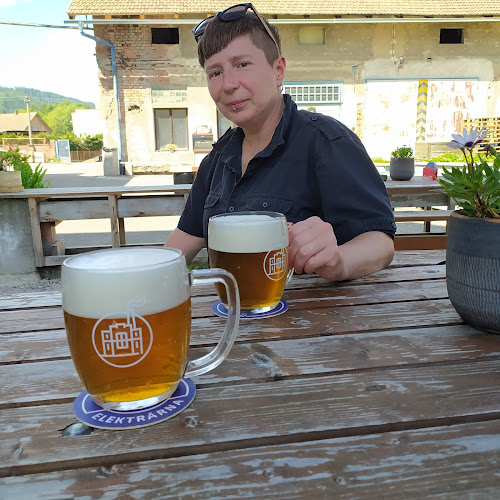 FABRIKA café bar - Gastronomie a pohostinství