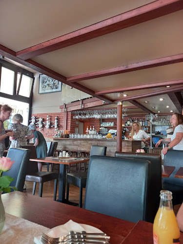 Restaurace Parlament Karlovy Vary - Gastronomie a pohostinství