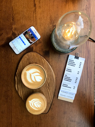 Opinii despre Jedno Kafe în Staré Město - Gastronomie a pohostinství