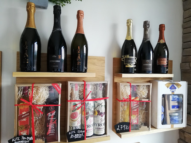 U Hostavického potoka 830/24, 198 00 Praha 14