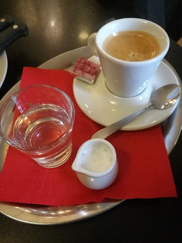 Pizzeria Kmotra Kavárna - Nové Město