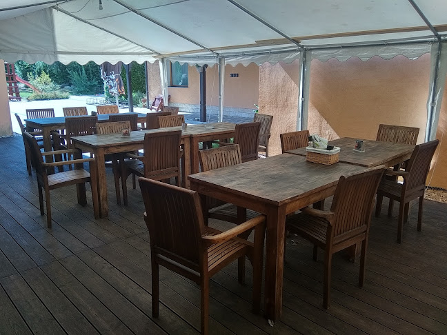 Slunný dvůr - Gastronomie a pohostinství