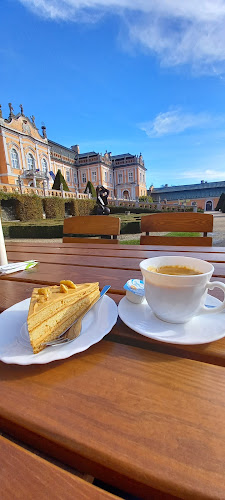 Opinii despre Zámecká cukrárna în Nové Hrady - Gastronomie a pohostinství