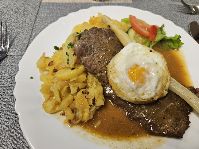 Comentarii opinii despre Restaurace a kavárna Centrum