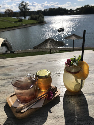 Opinii despre ZATOKA BEACH CLUB în Soběšovice - Gastronomie a pohostinství