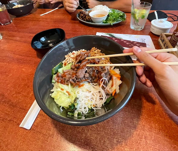 Opinii despre Chopstix în Praha 1 - Gastronomie a pohostinství