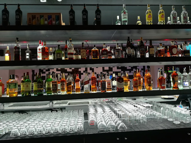 Vašátkova 1, 198 00 Praha 14-Černý Most