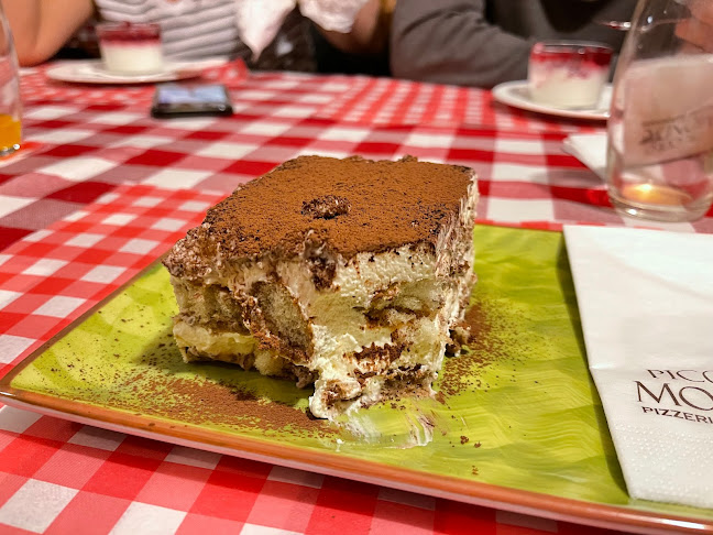 Opinii despre Pizzeria Piccolo Mondo în Praha 6 - Gastronomie a pohostinství