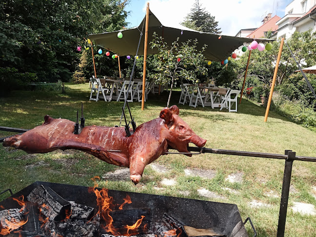 Chotěšovská, 190 00 Praha 9, Česko