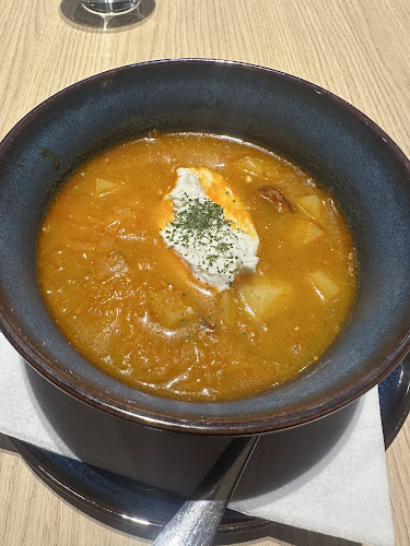 Opinii despre Žebírkov în Strašnice - Gastronomie a pohostinství