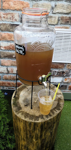 Opinii despre RustiC în Uničov - Gastronomie a pohostinství