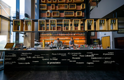 Pizza Coloseum OC Karolina