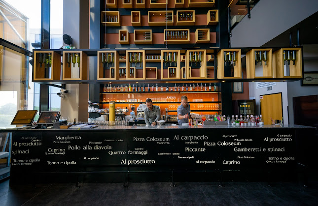 Pizza Coloseum OC Karolina