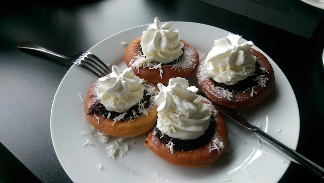 Opinii despre Gourmet Cafe Restaurant în Brno - Gastronomie a pohostinství