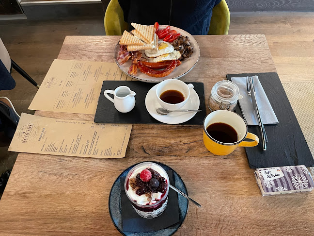 Opinii despre Coffee Perk în Praha - Gastronomie a pohostinství