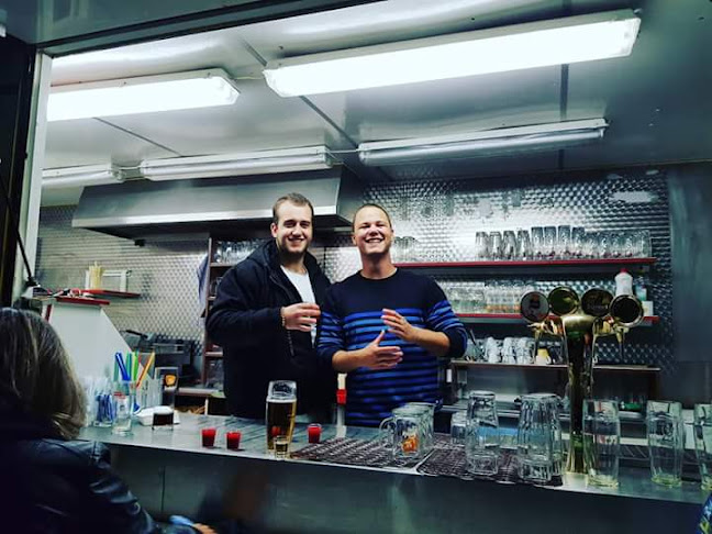 Kiosek na pláži Špinka - Gastronomie a pohostinství