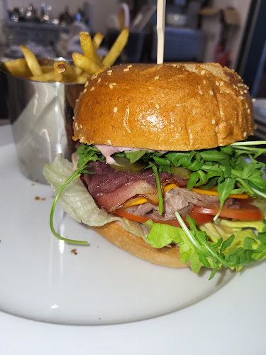 Opinii despre Restaurace Tatrovka în Kopřivnice - Gastronomie a pohostinství