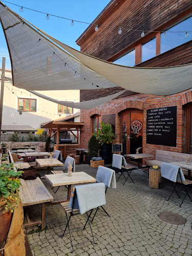 Balloo Coffee - Gastronomie a pohostinství