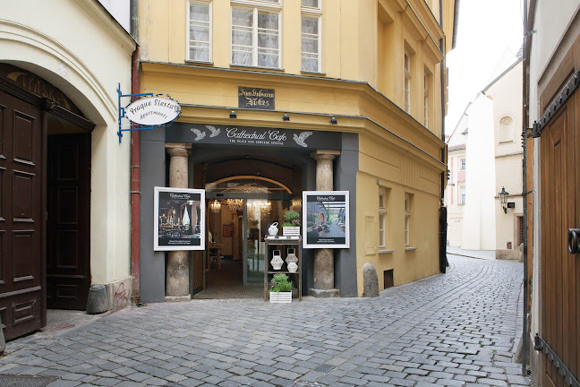 Cathedral Café - Staré Město