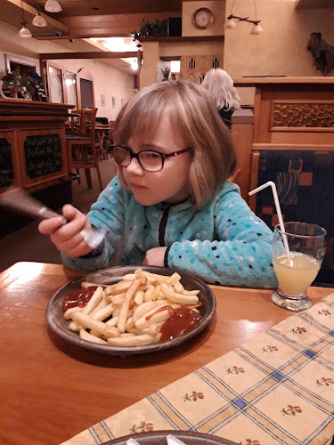 Restaurace A Cukrárna U Pastvů - Dvůr Králové nad Labem