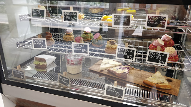 Opinii despre Mercii Caffè în Zlín - Gastronomie a pohostinství