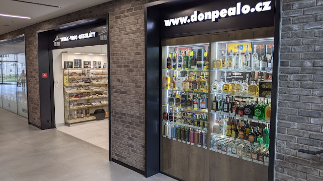 Don Pealo - Churchill - Gastronomie a pohostinství