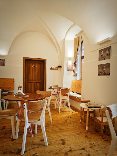 Opinii despre Schovaná Kavárna în Plzeň 3 - Gastronomie a pohostinství