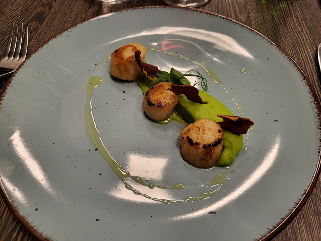 Opinii despre Tommy's Dine&Wine în Pardubice - Gastronomie a pohostinství