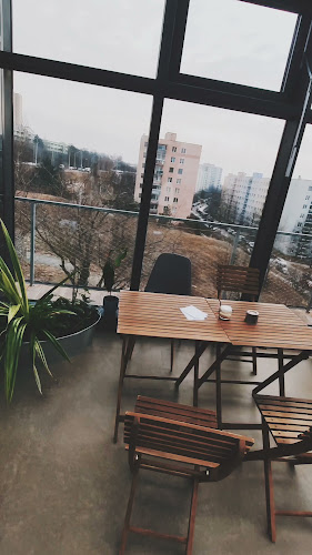 Opinii despre Coffee Trail Garden în Brno - Gastronomie a pohostinství